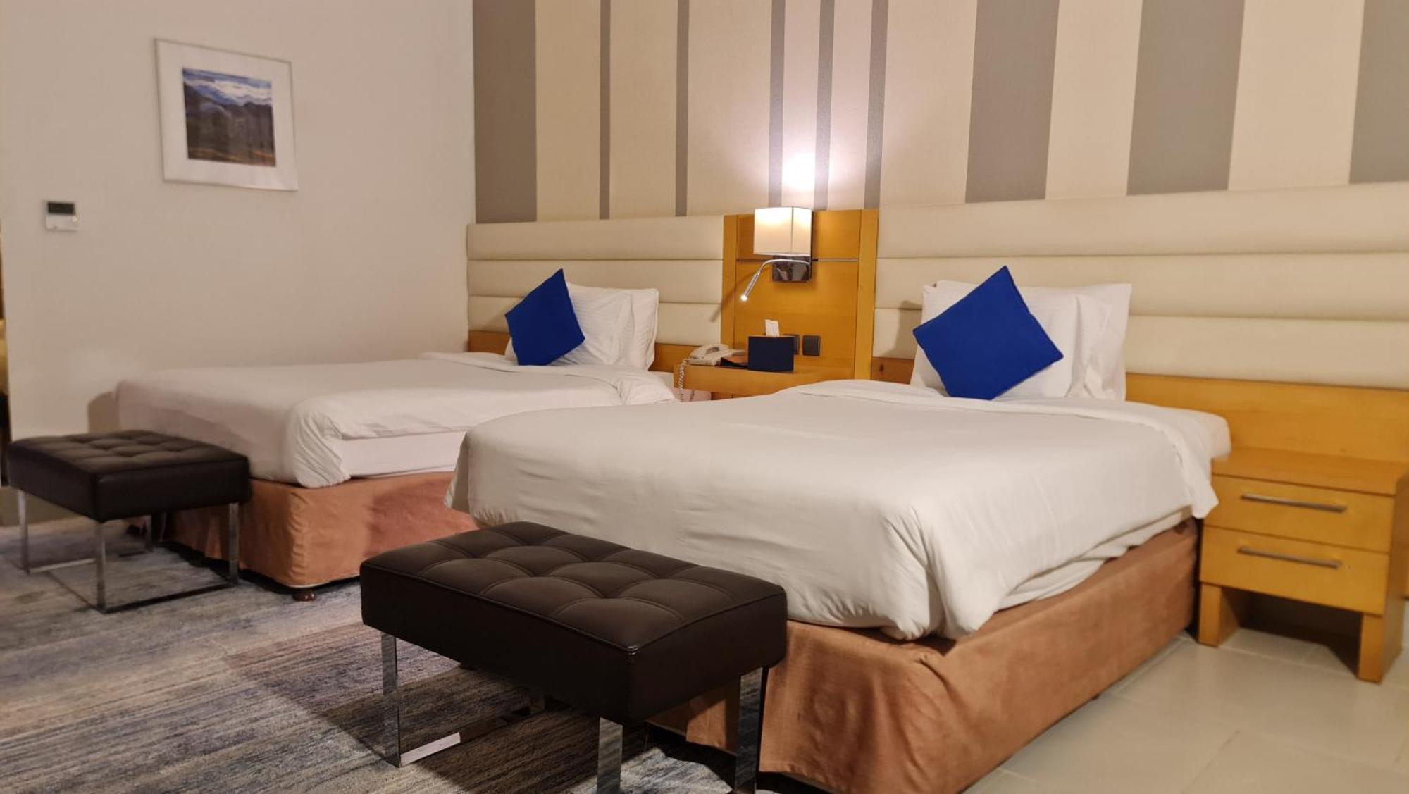 Resort Mena Half Moon